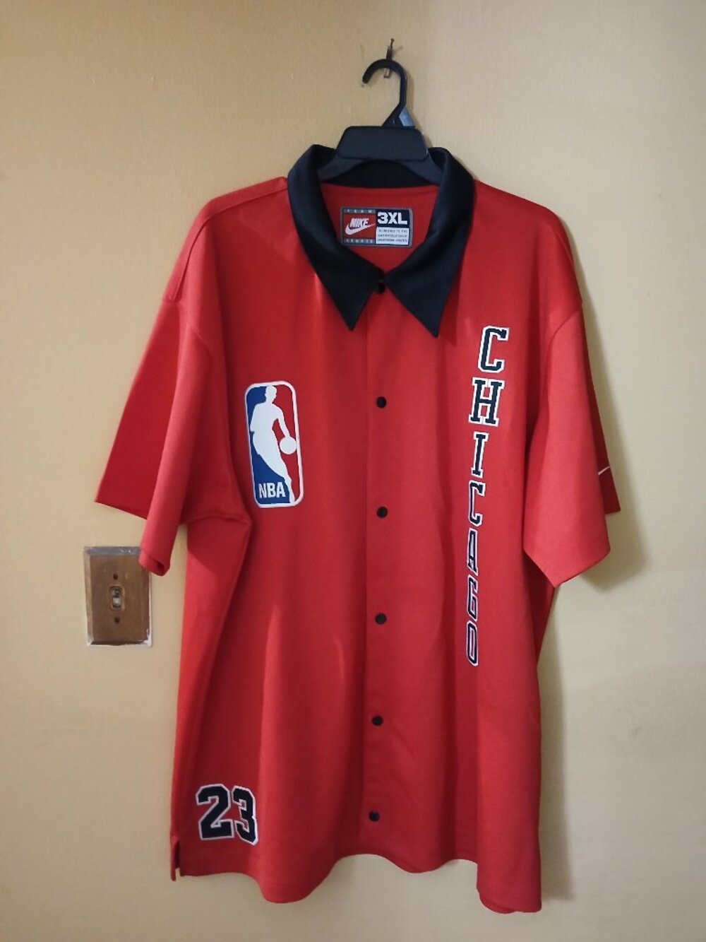 Iconic Nike Chicago Bulls Michael Jordan #23 Warm-Up Shirt 3XL